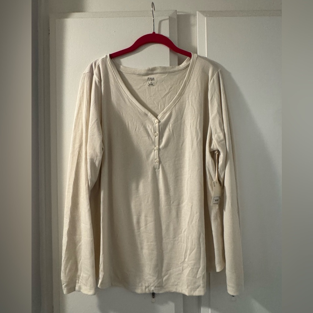 a.n.a Cream Ribbed Scoop Henley Top Long Sleeved Women’s 1X NWT